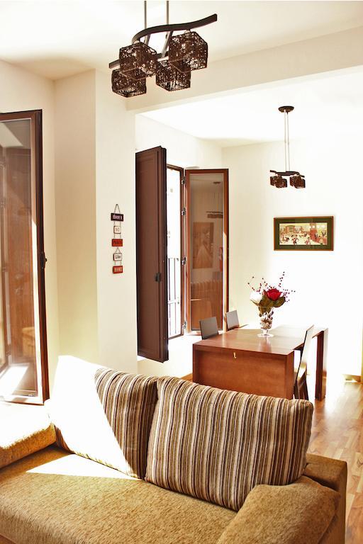 Apartamentos Casa De La Lonja Гранада Екстериор снимка