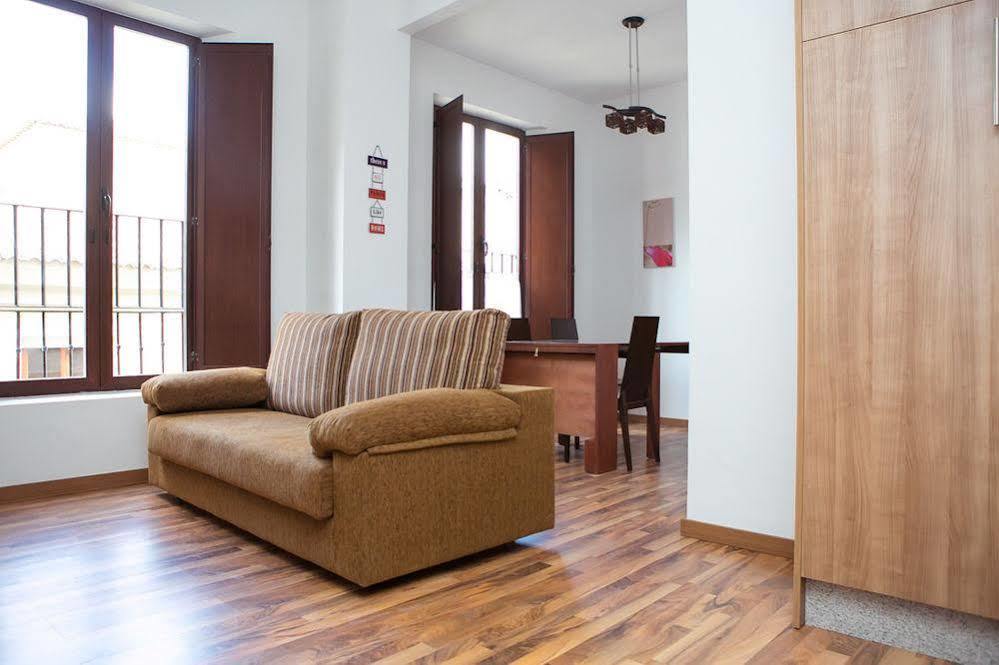 Apartamentos Casa De La Lonja Гранада Екстериор снимка
