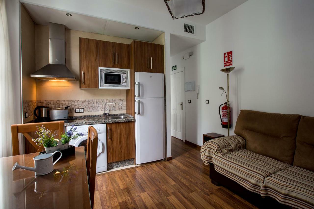Apartamentos Casa De La Lonja Гранада Екстериор снимка